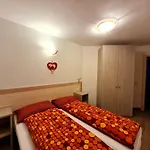 Selva Apartment Isolaccia