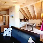 Selva Apartment Isolaccia