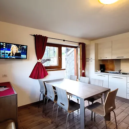 Selva Apartment Isolaccia